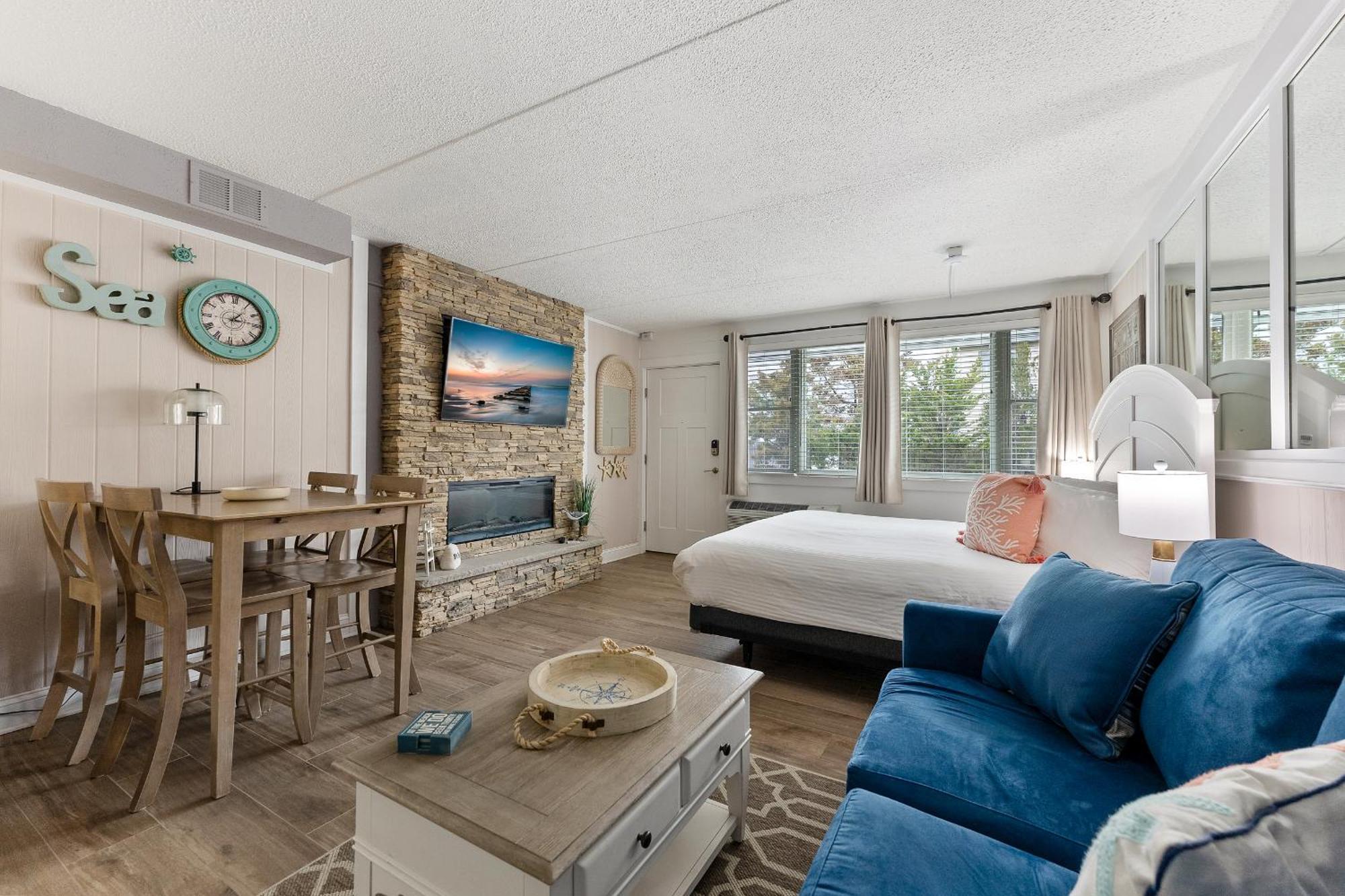Beachcomber Resort Avalon Dış mekan fotoğraf
