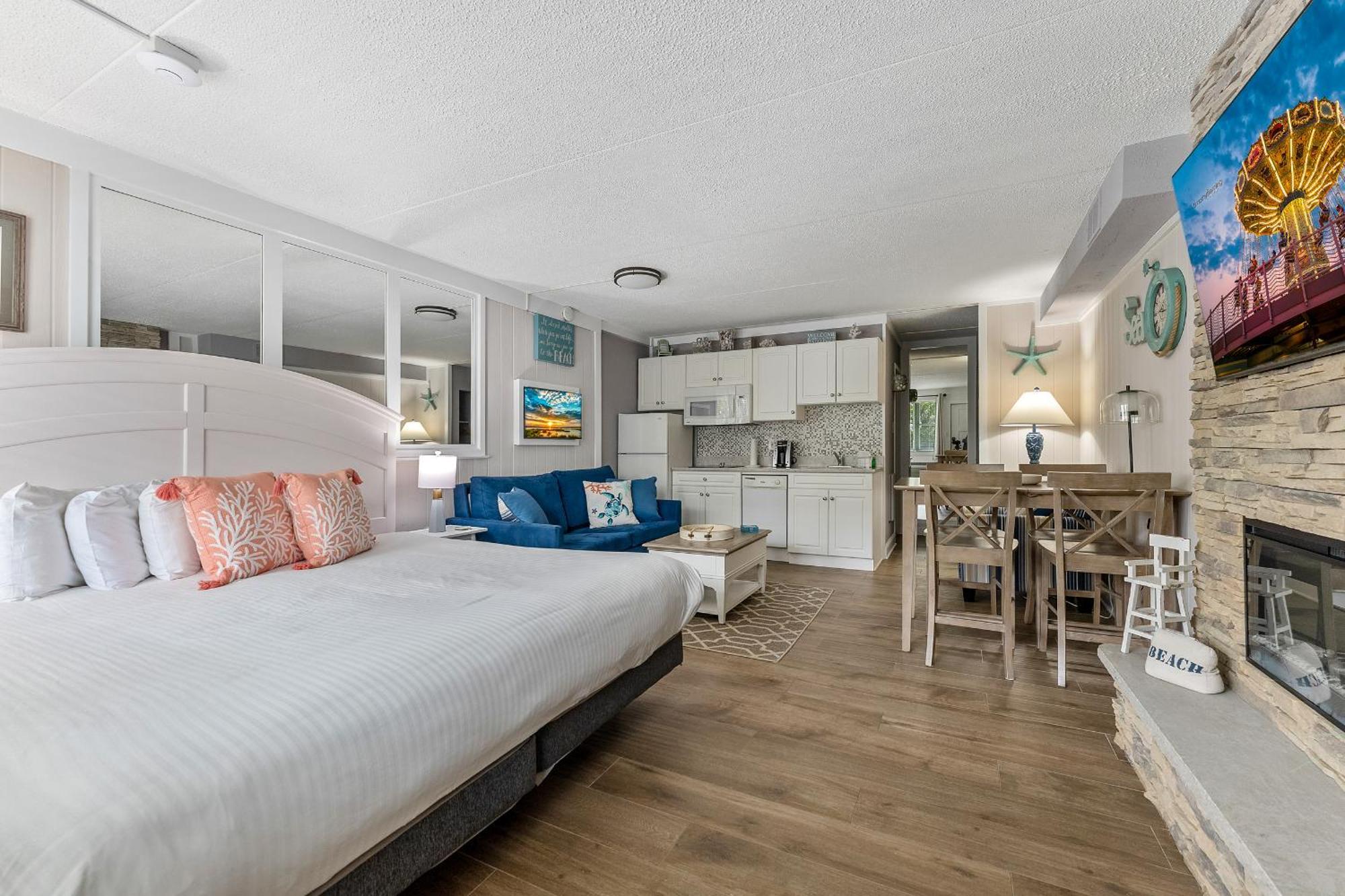 Beachcomber Resort Avalon Dış mekan fotoğraf