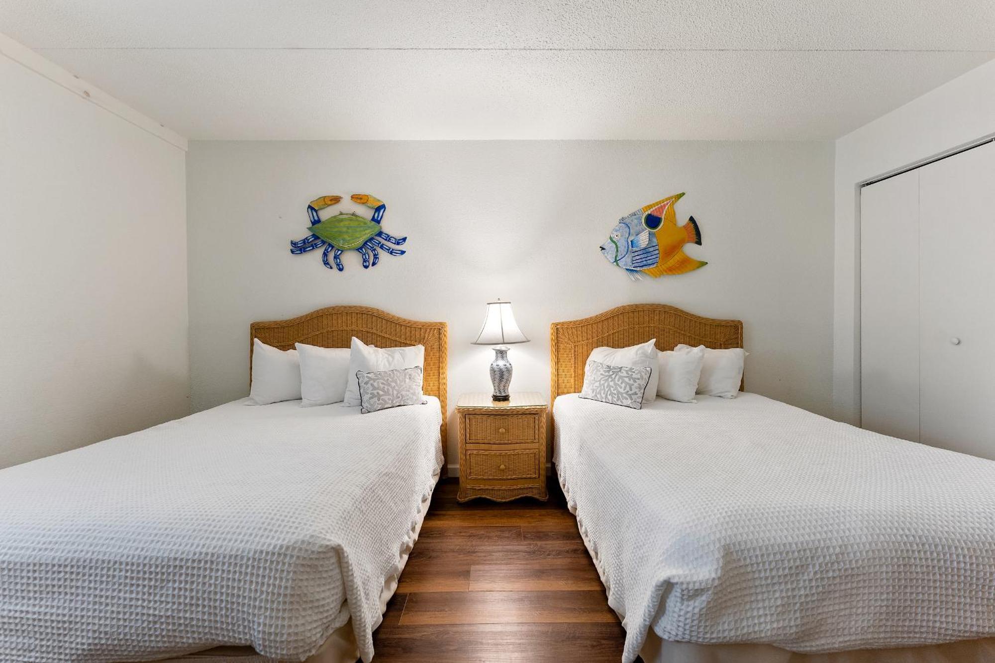 Beachcomber Resort Avalon Dış mekan fotoğraf