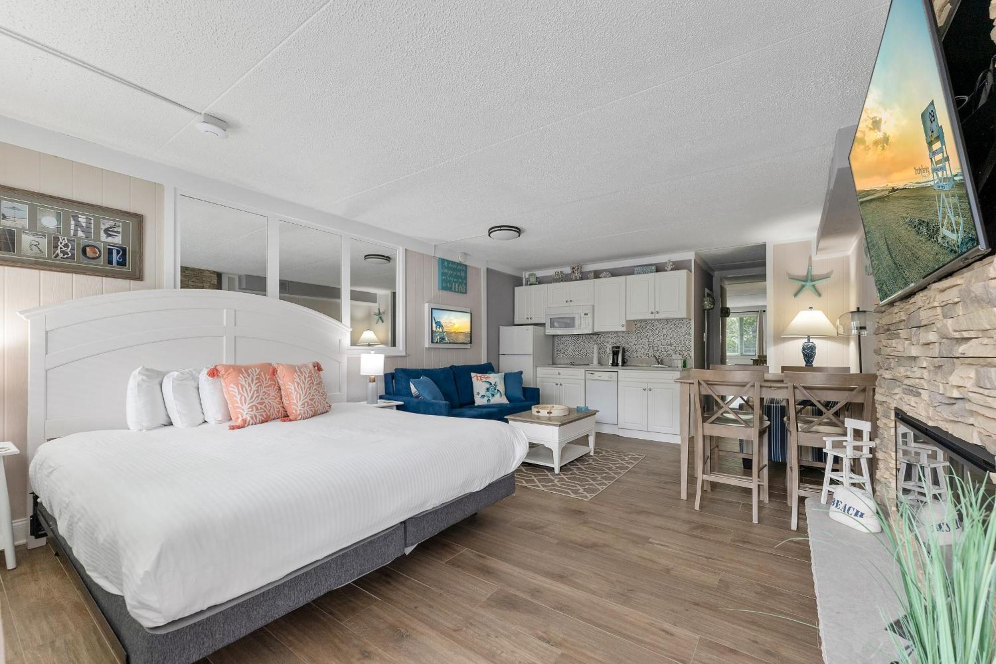 Beachcomber Resort Avalon Dış mekan fotoğraf